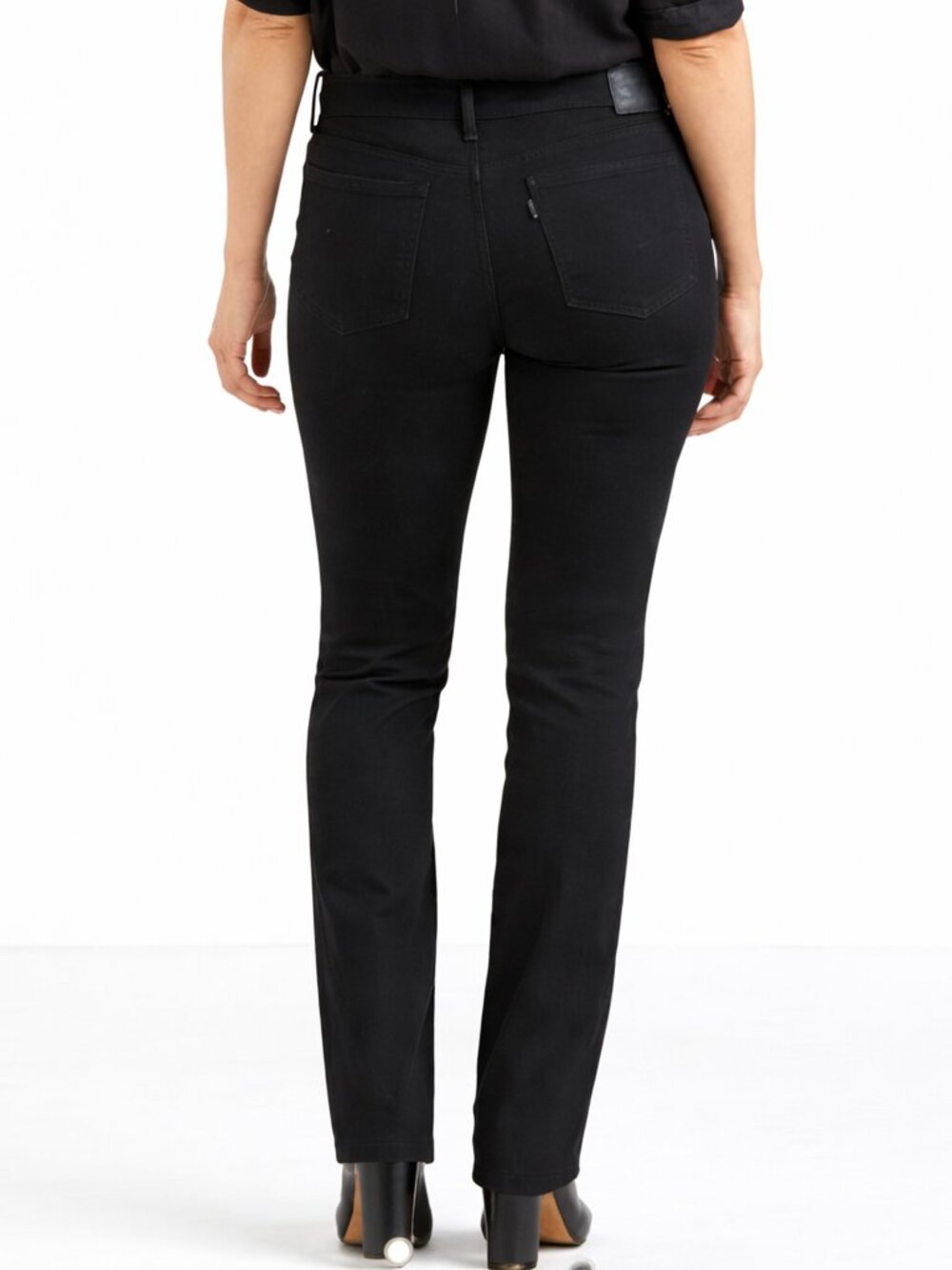 Levi’s 505 Black Straight Leg Jeans Mid Rise Classic Fit 28